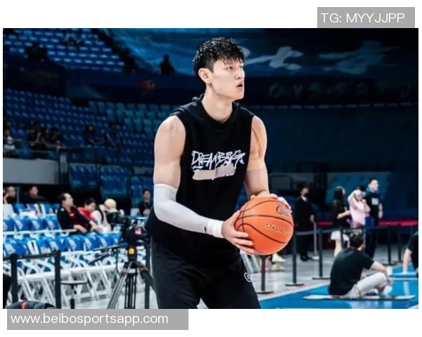 曾凡博引发球迷热潮高价票却让期待变失望的夜晚