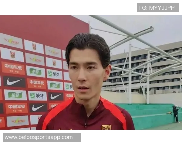 山东泰山半场落后云南玉昆侯永永头球破门克雷桑李源一错失良机