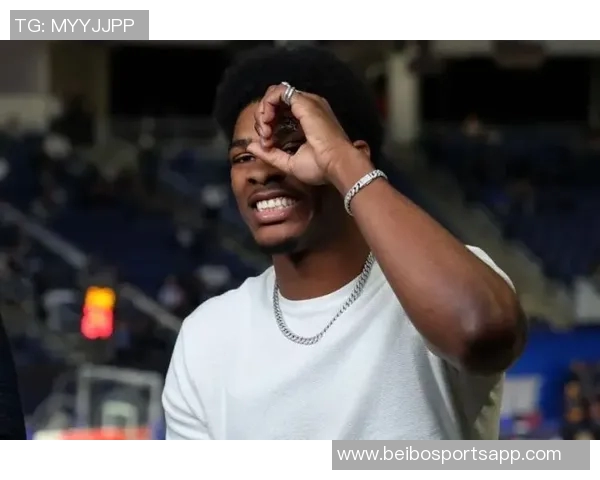 米勒表现低迷11投仅中3全场仅得14分助攻和篮板均不理想 米勒表现低迷11投仅中3全场仅得14分助攻和篮板均不理想