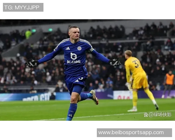 瓦尔迪38岁迎来新里程碑终于为克雷莫内塞打入首球 瓦尔迪38岁迎来新里程碑终于为克雷莫内塞打入首球