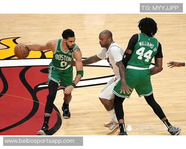 帕金斯称赞绿军三巨头KG是球队最佳球员最全面最关键